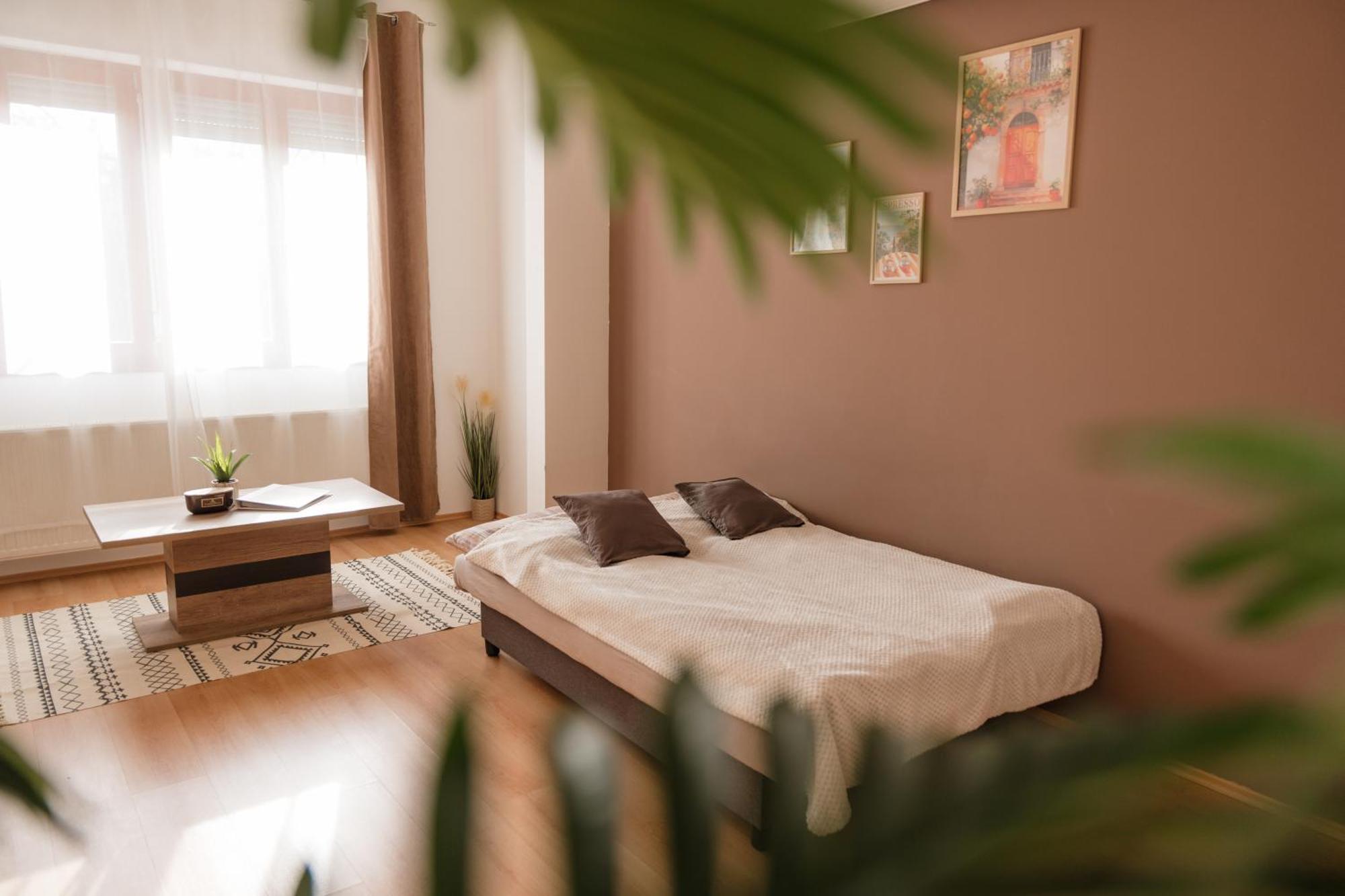 Panorama Apartment Gyor Ngoại thất bức ảnh